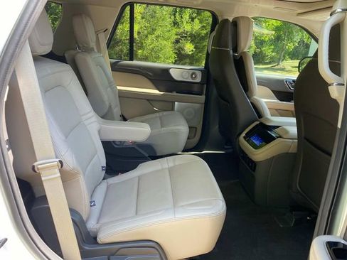Used 2024 Lincoln Navigator Reserve AWD/4WD image 33