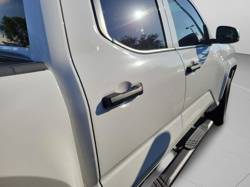 Used 2024 Toyota Tacoma SR AWD/4WD image 20