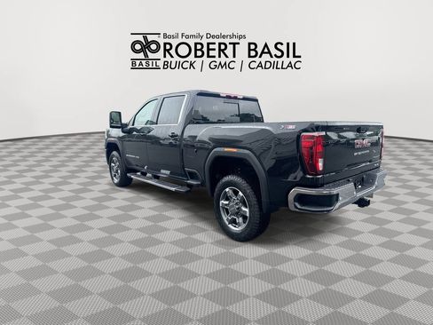 New 2026 GMC Sierra 3500 SLE w/ SLE Value Package AWD/4WD image 6
