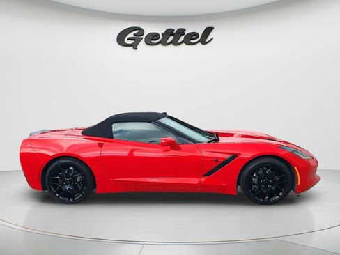 Used 2019 Chevrolet Corvette Stingray Convertible w/ Carbon Flash Badge Package RWD image 3