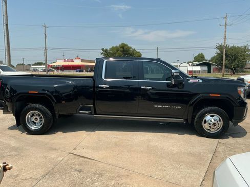 Used 2021 GMC Sierra 3500 Denali w/ Denali Ultimate Package AWD/4WD image 5
