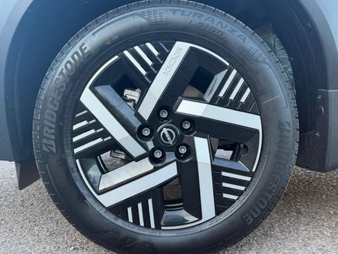 New 2026 Nissan Kicks SV FWD image 10