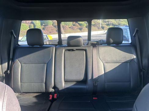 Used 2022 Ford F150 Lariat w/ Equipment Group 502A High image 16