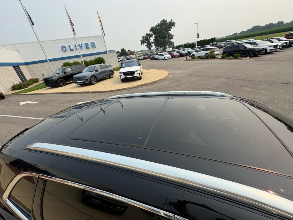 Used 2023 Lincoln Nautilus Reserve w/ Equipment Group 202A AWD/4WD image 14