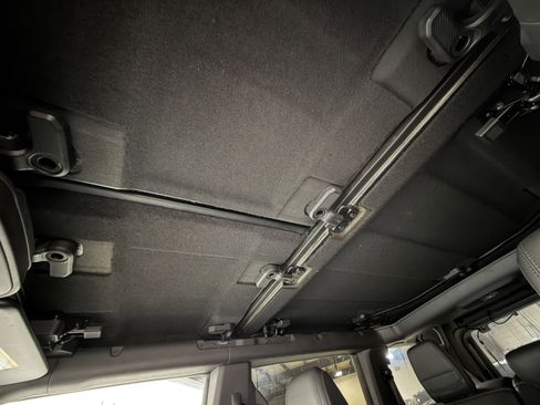 Used 2023 Ford Bronco Badlands w/ Sasquatch Package image 8