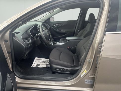 Used 2023 Chevrolet Malibu LT w/ Driver Confidence Package image 12