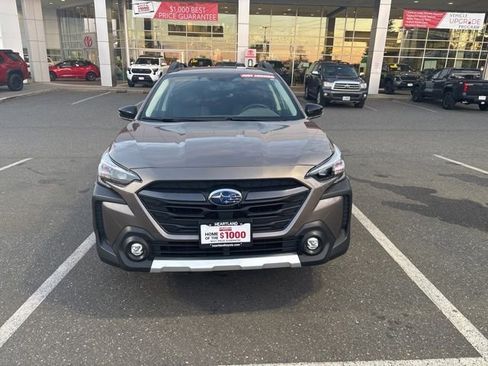 Used 2024 Subaru Outback Limited AWD/4WD image 2