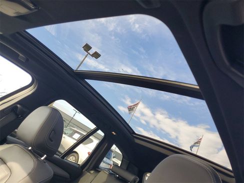 Used 2023 BMW X3 xDrive30i w/ M Sport Package image 10