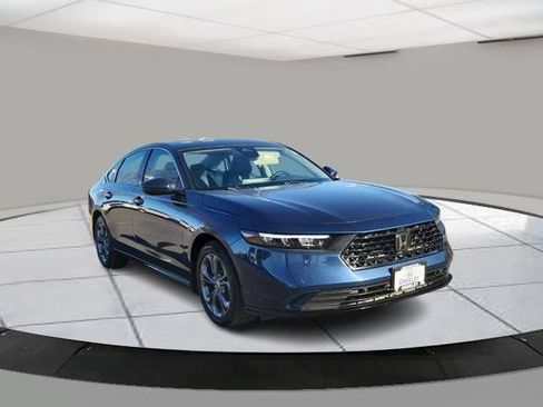 Used 2023 Honda Accord EX-L image 4