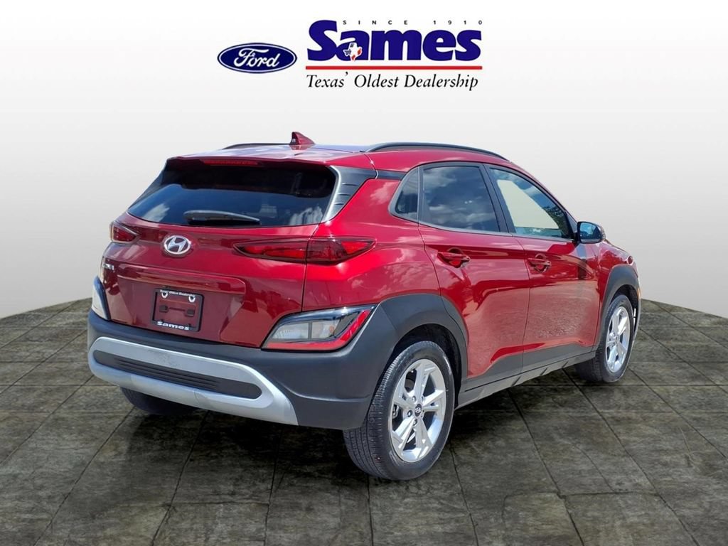 Used 2023 Hyundai Kona SEL w/ Cargo Package FWD image 6
