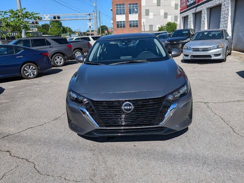 Used 2024 Nissan Sentra S image 3