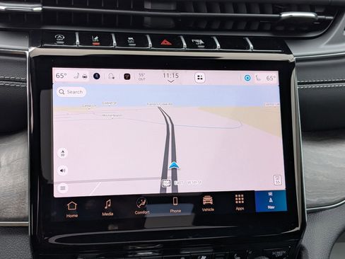 New 2025 Jeep Grand Cherokee L Overland w/ Advanced Protech Group III image 20