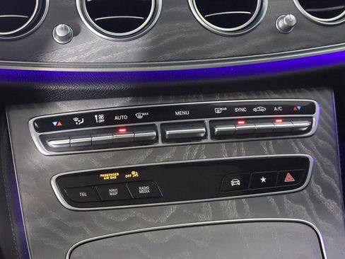 Used 2021 Mercedes-Benz E 350 4MATIC Sedan image 45