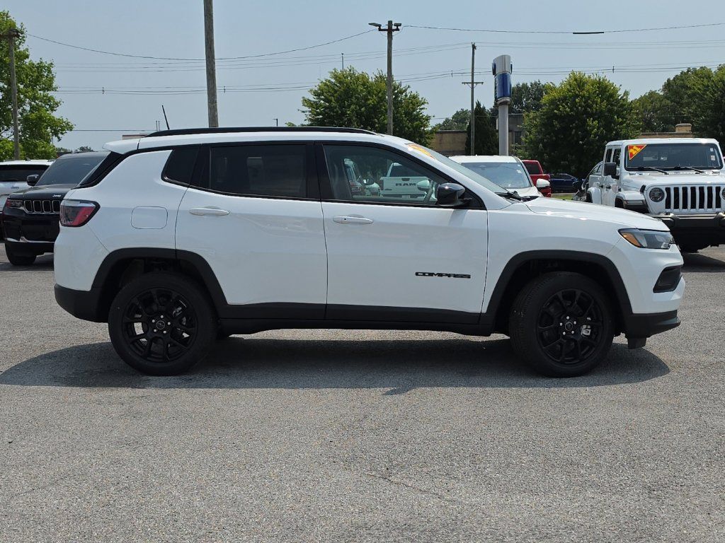 New 2026 Jeep Compass Latitude AWD/4WD image 8