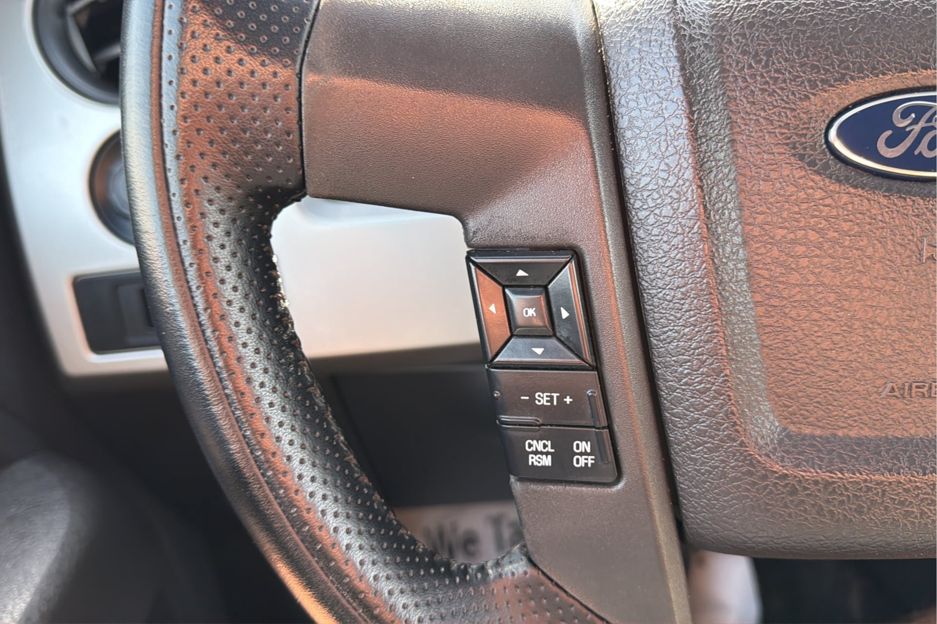 Used 2013 Ford F150 Raptor w/ Luxury Equipment Group AWD/4WD image 27