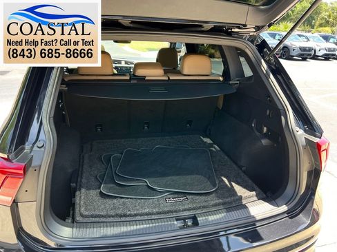 Used 2023 Volkswagen Tiguan SE AWD/4WD image 19
