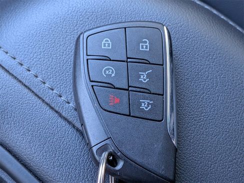 Used 2022 Chevrolet Tahoe Z71 w/ Luxury Package image 32