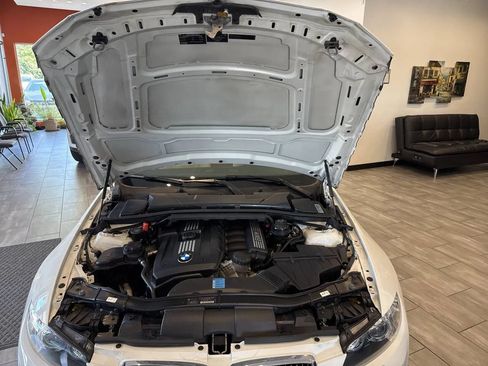 Used 2010 BMW 328i xDrive Coupe AWD/4WD image 34
