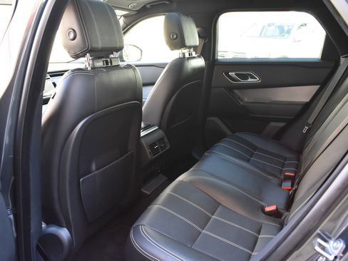 Used 2021 Land Rover Range Rover Velar R-Dynamic S image 27