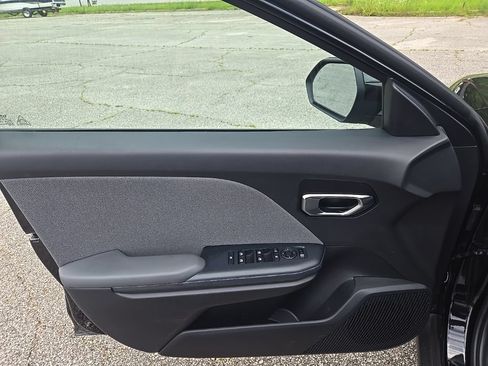 Used 2025 Kia K4 EX FWD image 17