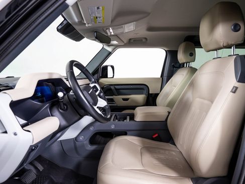 Used 2022 Land Rover Defender 90 S image 14