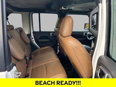 Used 2022 Jeep Wrangler Unlimited Sahara w/ Safety Group image 14
