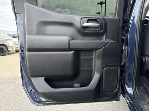 Used 2021 Chevrolet Silverado 1500 Custom Trail Boss image 23