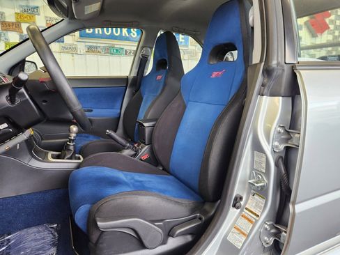 Used 2005 Subaru Impreza WRX STI image 4