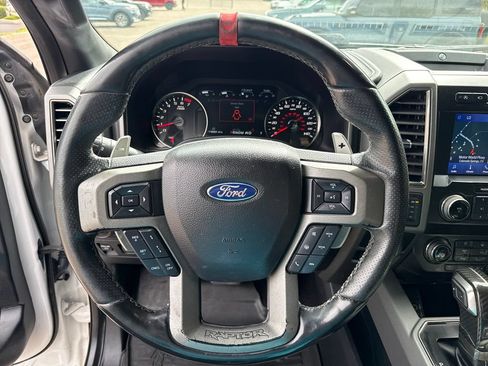 Used 2019 Ford F150 Raptor w/ Equipment Group 802A Luxury AWD/4WD image 14