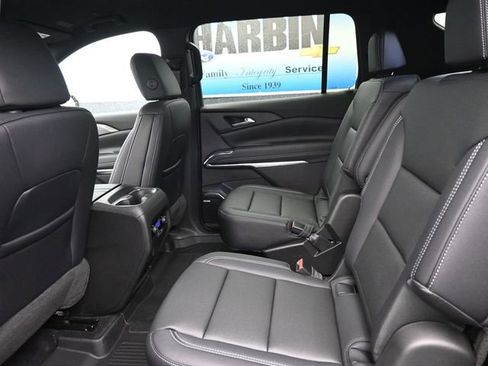 New 2026 Chevrolet Traverse LT w/ Enhanced Driving Package FWD image 11