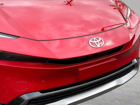 Used 2024 Toyota Prius XLE AWD/4WD image 28