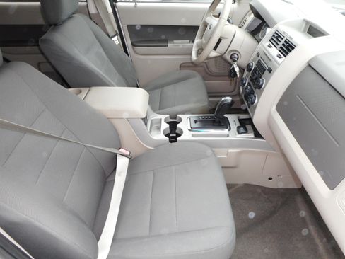 Used 2009 Ford Escape 4WD Hybrid image 28