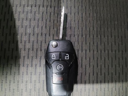 Used 2015 Ford F150 XLT w/ Equipment Group 302A Luxury image 32