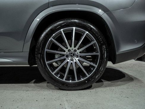 New 2026 Mercedes-Benz GLS 450 450 4MATIC® SUV image 7