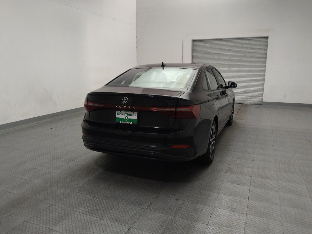 Used 2025 Volkswagen Jetta Sport FWD image 7