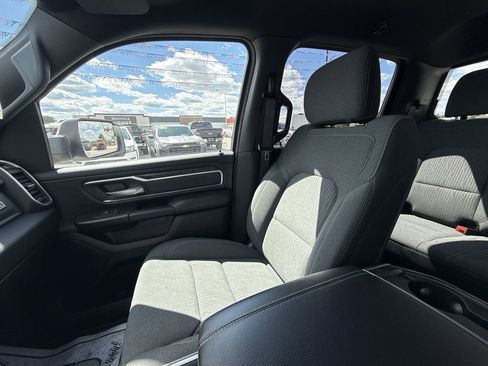 Used 2022 RAM 1500 Big Horn AWD/4WD image 31