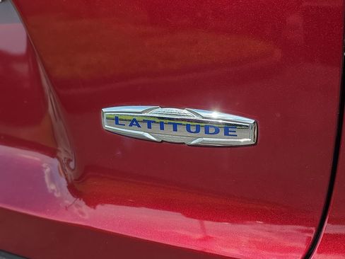 Used 2021 Jeep Cherokee Latitude image 39