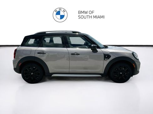 Used 2024 MINI Cooper Countryman S w/ Premium Package FWD image 8