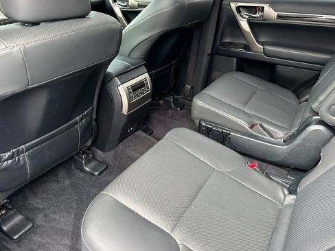 Used 2020 Lexus GX 460 Premium image 13