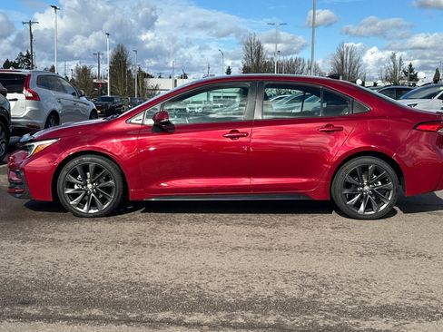 Used 2023 Toyota Corolla SE image 7