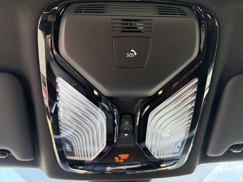 New 2026 BMW 430i Coupe w/ M Sport Package image 10