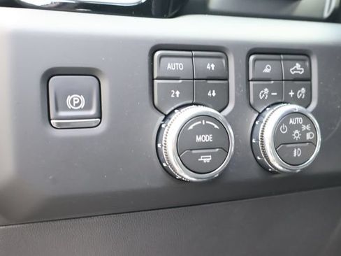 New 2026 GMC Sierra 1500 Denali w/ Denali Reserve Package AWD/4WD image 25