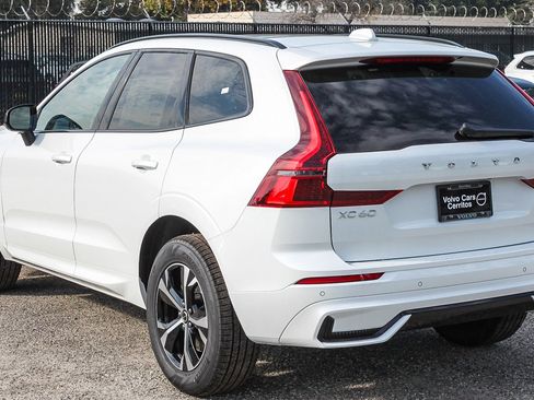 New 2026 Volvo XC60 B5 Core image 8