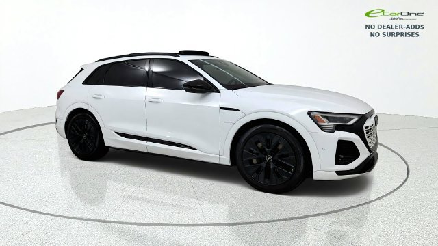 Used 2024 Audi Q8 e-tron Prestige w/ Prestige Package AWD/4WD image 10