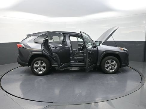 Used 2025 Toyota RAV4 LE AWD/4WD image 46