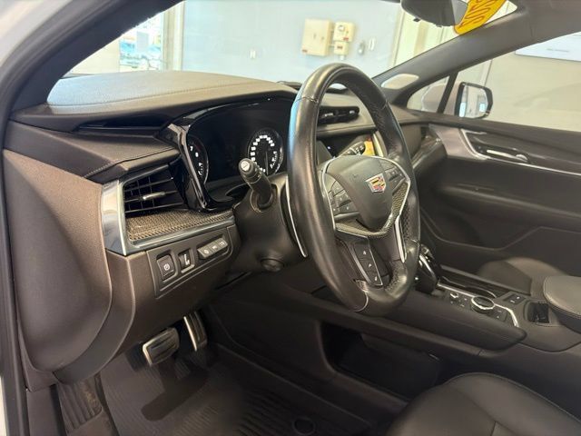 Used 2023 Cadillac XT5 Sportv w/ Technology Package AWD/4WD image 24