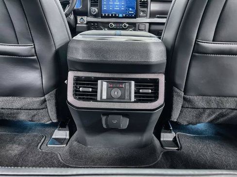 Certified 2026 Ford F250 Platinum AWD/4WD image 23