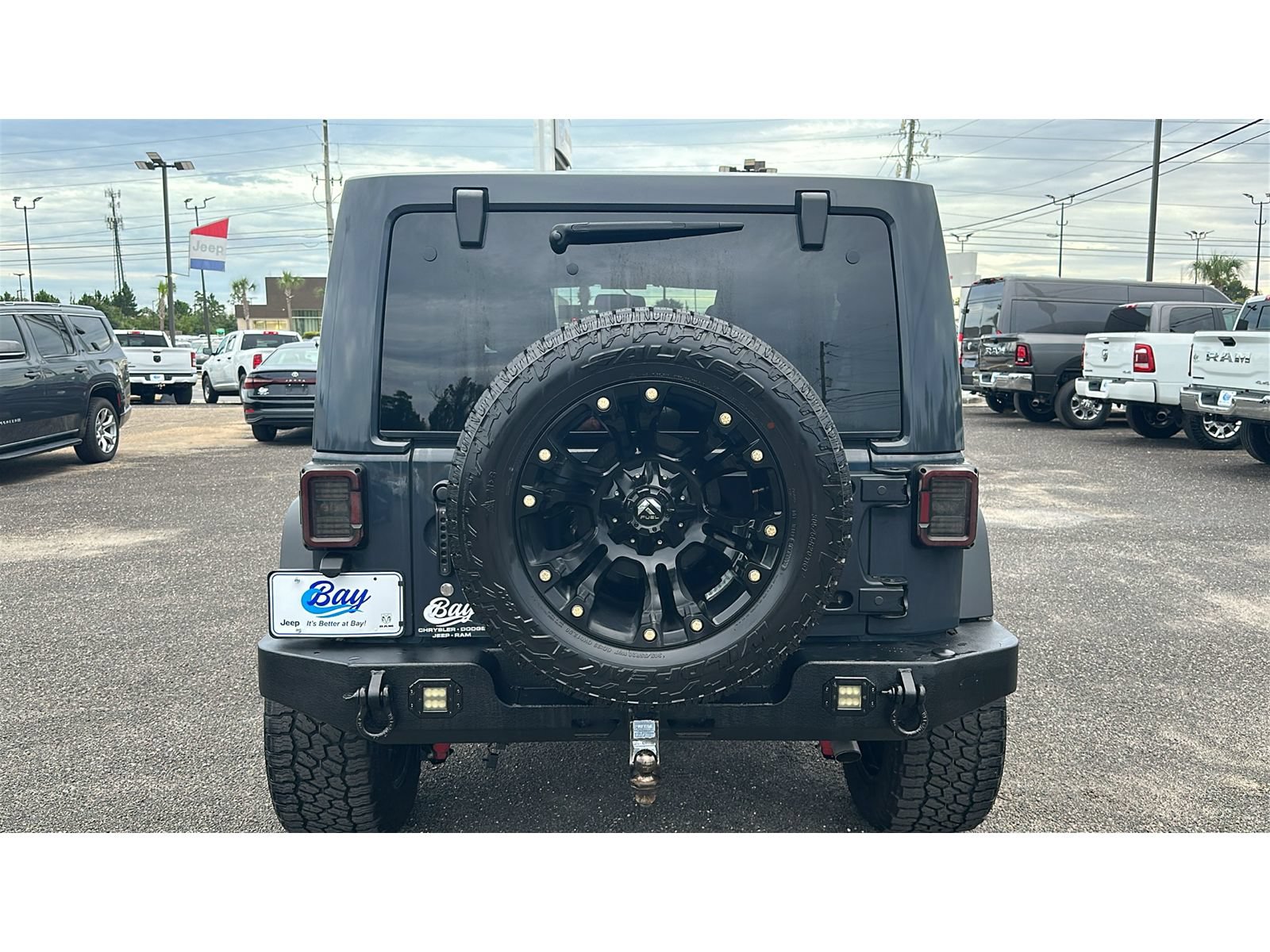 Used 2018 Jeep Wrangler Unlimited Rubicon w/ Cold Weather Group AWD/4WD image 5
