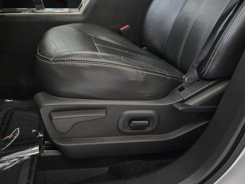 Used 2010 Ford Edge Limited FWD image 21