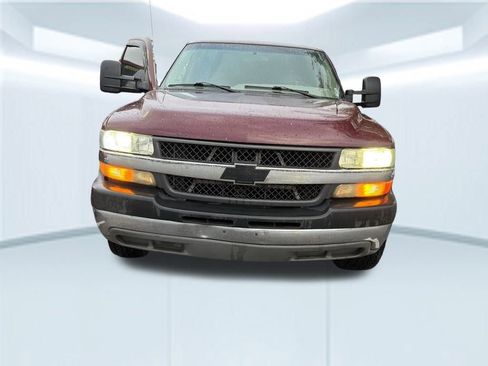 Used 2002 Chevrolet Silverado 2500 LS image 2